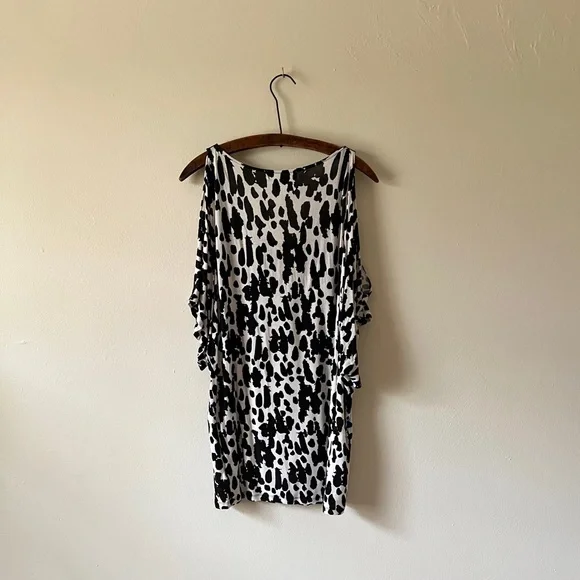 Cow Print Monochrome Michael Kors Buckle Keyhole Sleeve L Black & White - Picture 6 of 8